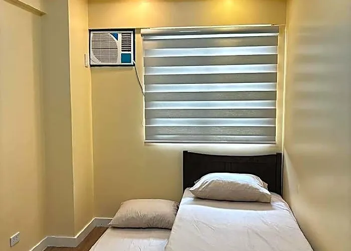 호텔 Minimalist 2-br In Pasig