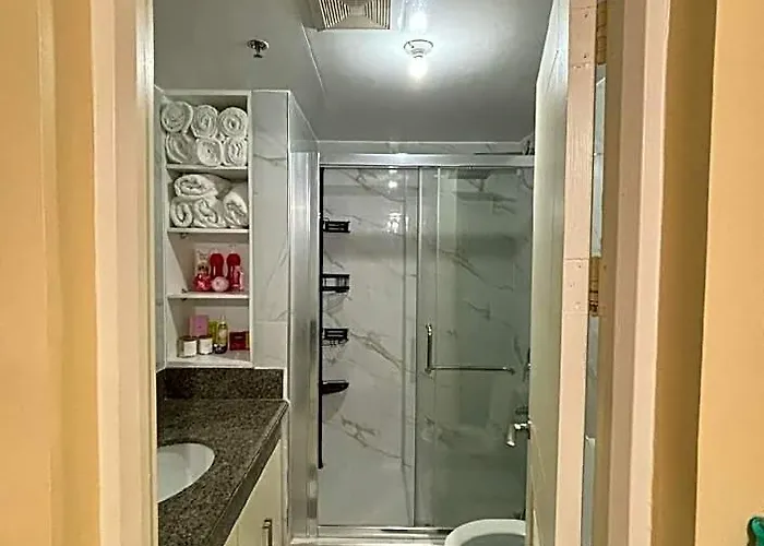 Minimalist 2-br In Pasig 4* 마닐라